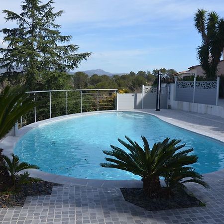Belle Maison Avec Piscine Dans Les Hauteurs A Saint Raphael Экстерьер фото