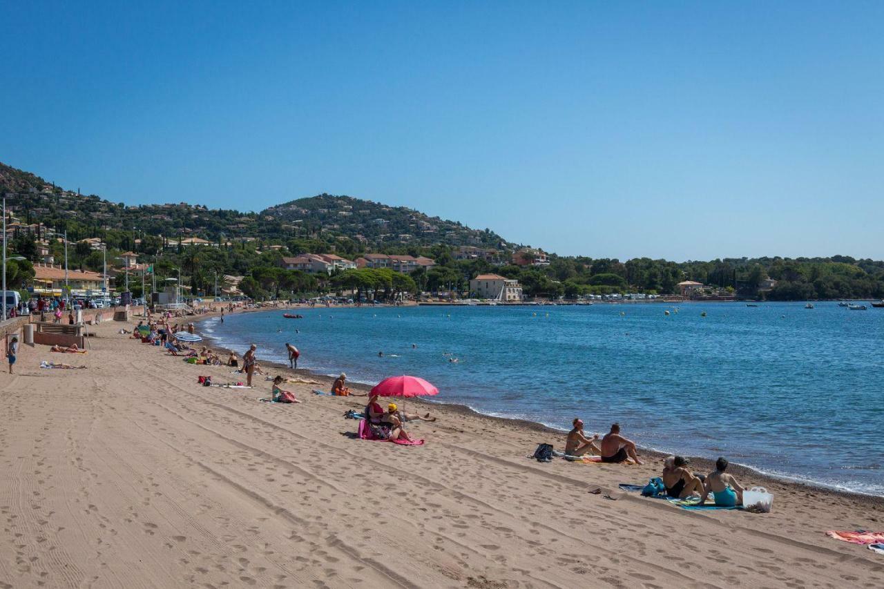 Belle Maison Avec Piscine Dans Les Hauteurs A Saint Raphael Экстерьер фото